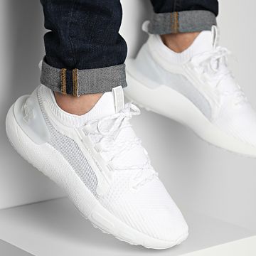 Under Armour - HOVR Phantom 3 SE 3026582 Sneakers bianche
