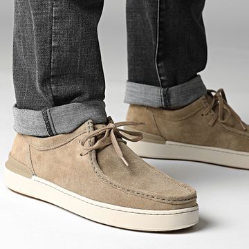 Clarks - Scarpe Courtlite Seam Oakwood in pelle scamosciata