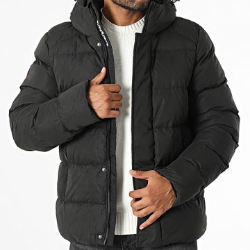 Superdry - Giacca sportiva con cappuccio in microfibra M5011907A Nero