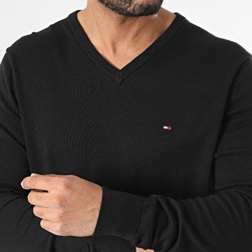 Tommy Hilfiger - Essential Cotton 4745 Maglia nera con scollo a V