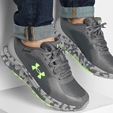 Under Armour - Scarpe da ginnastica UA Charged Bandit Trail 3 3028657 Grigio
