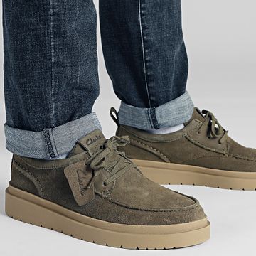 Clarks - Scarpe Polden Moc in pelle scamosciata oliva