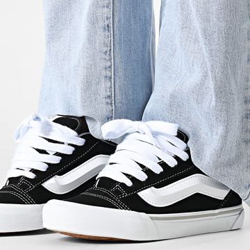 Vans - Sneakers donna Knu Skool D2TMCG1 Nero Bianco