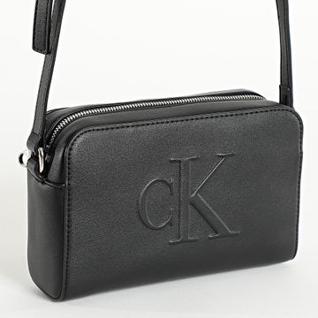 Calvin Klein - Borsa da donna scolpita EW Camera Bag 20 3036 Nero