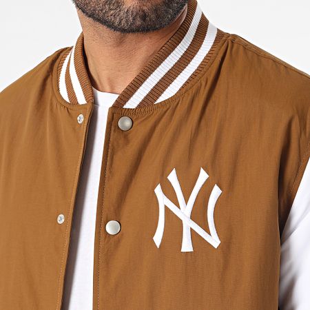 New Era - Giacca Teddy MLB Lifestyle Varsity New York Yankees 60416305 Cammello Bianco