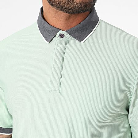 Frilivin - Polo a maniche corte e pantaloncini da jogging verde chiaro grigio antracite