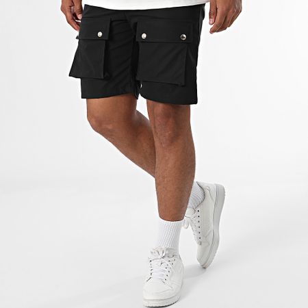 Frilivin - Set di maglietta con tasca oversize e pantaloncini cargo in bianco e nero