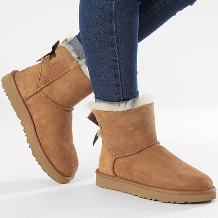 UGG - Mini Bailey Bow II Stivali da donna 1016501 Chestnut