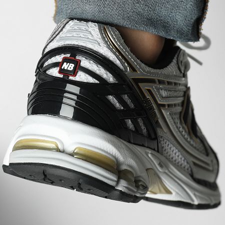 New Balance - Cestini 1906 M1906RA Argento metallizzato Oro metallizzato
