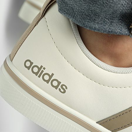 Adidas Sportswear - VS Pace 2.0 Sneakers JI1811 Core White Blanch Cargo Clay Brown