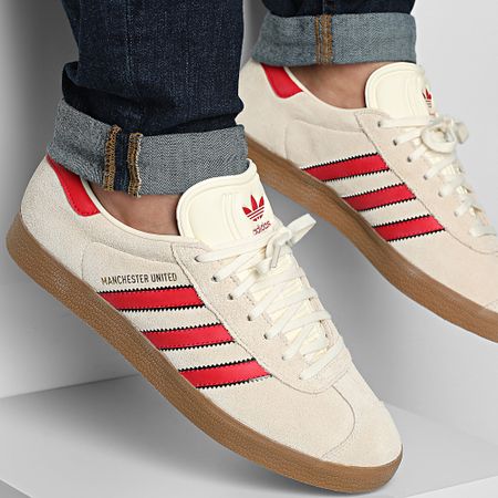 Adidas Originals - Gazelle Terrace Manchester United JS3040 Cream White Muf Red Core Black Sneakers