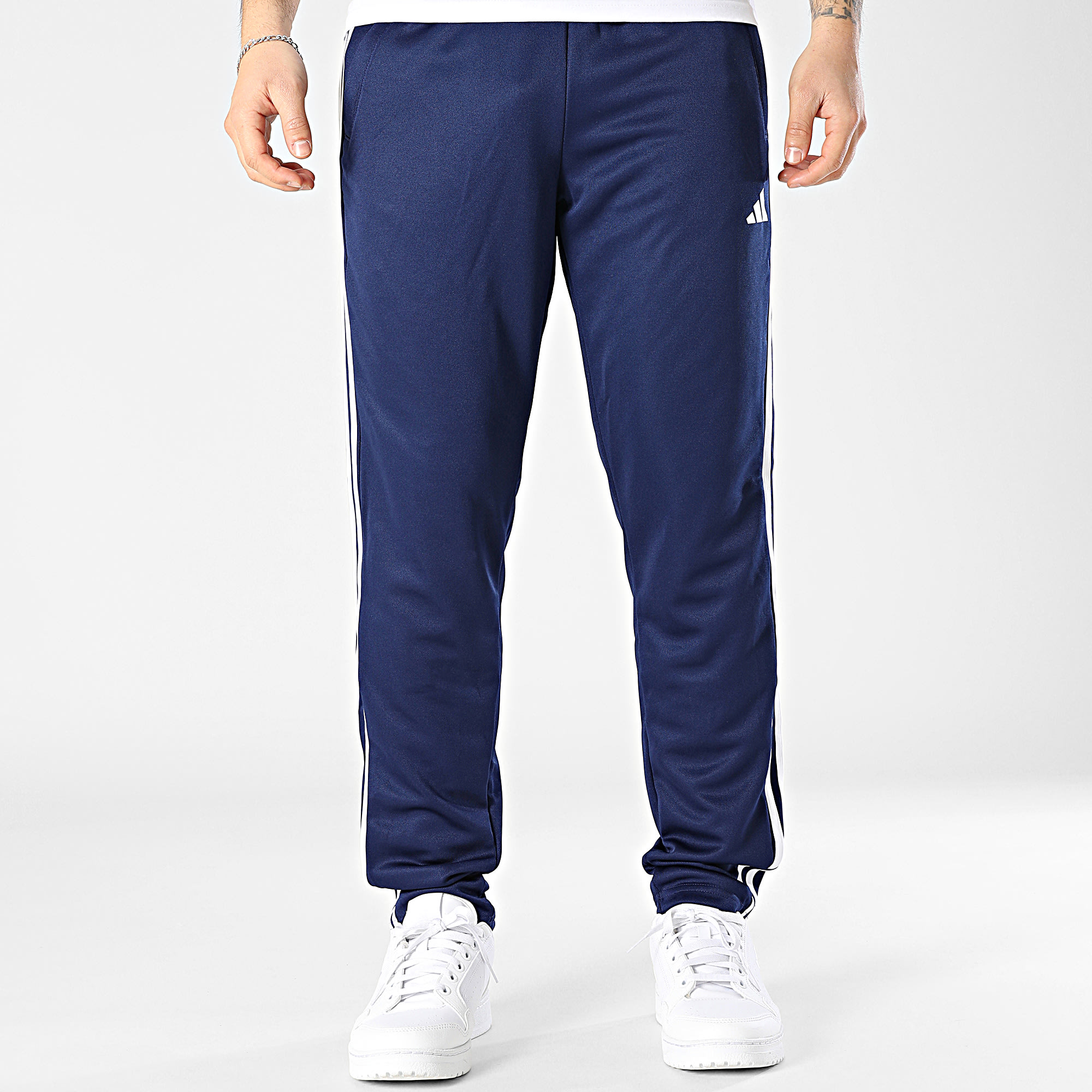 Adidas Sportswear - Pantaloni da jogging Essential Base IB8169 Navy