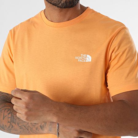 The North Face - Set di maglietta e pantaloncini da jogging A87NG A3O1B Nero Arancione