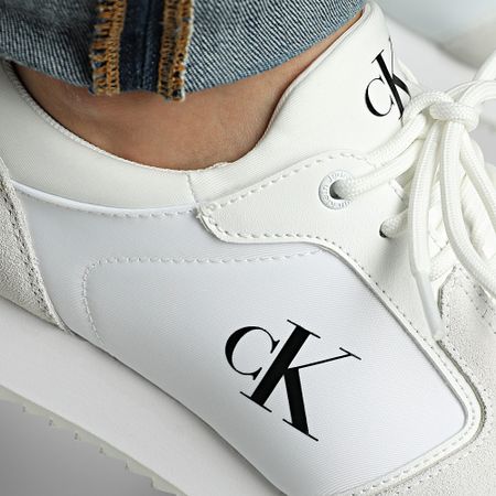 Calvin Klein - Retro Runner Sock Low Lace Up 1326 Scarpe da ginnastica bianche brillanti nere