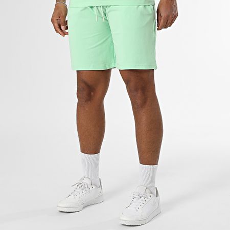Black Industry - Set composto da t-shirt oversize e pantaloncini da jogging verde chiaro