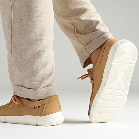 Classic Series - 005 Scarpe cammello