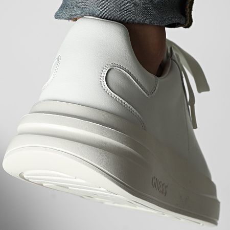 Guess - Cestini FMJLBALEA12 Bianco