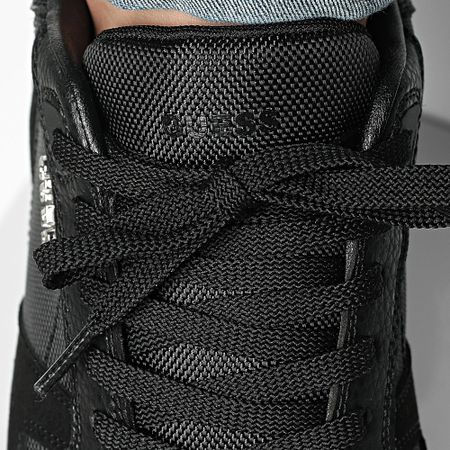 Guess - Scarpe da ginnastica FMTTREFAB12 Nero