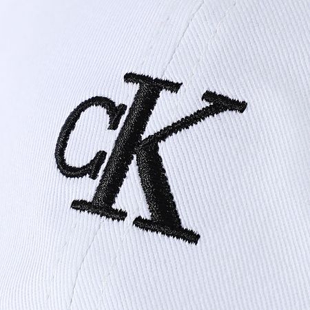 Calvin Klein - Cappello ricamato con monogramma 5024 Bianco
